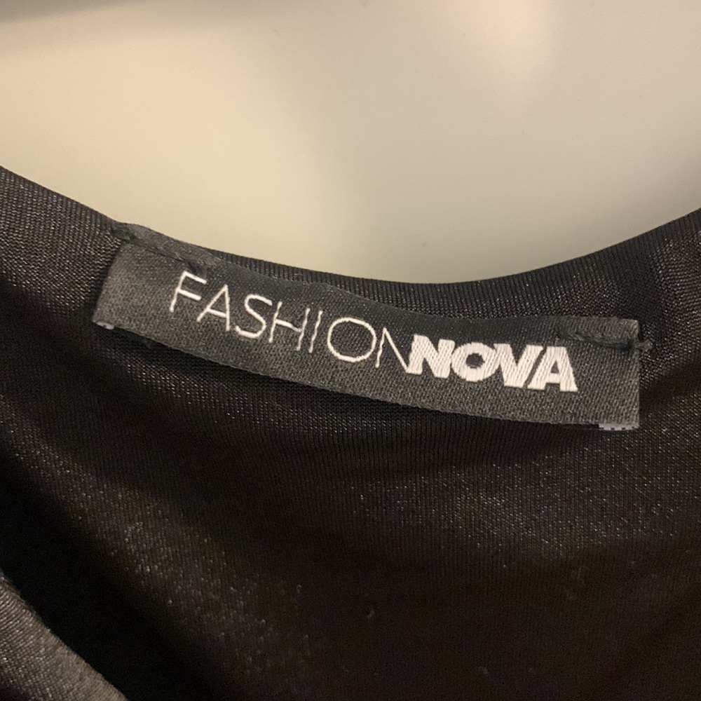 Fashion Nova black ruched dress - Picture 2 of 2